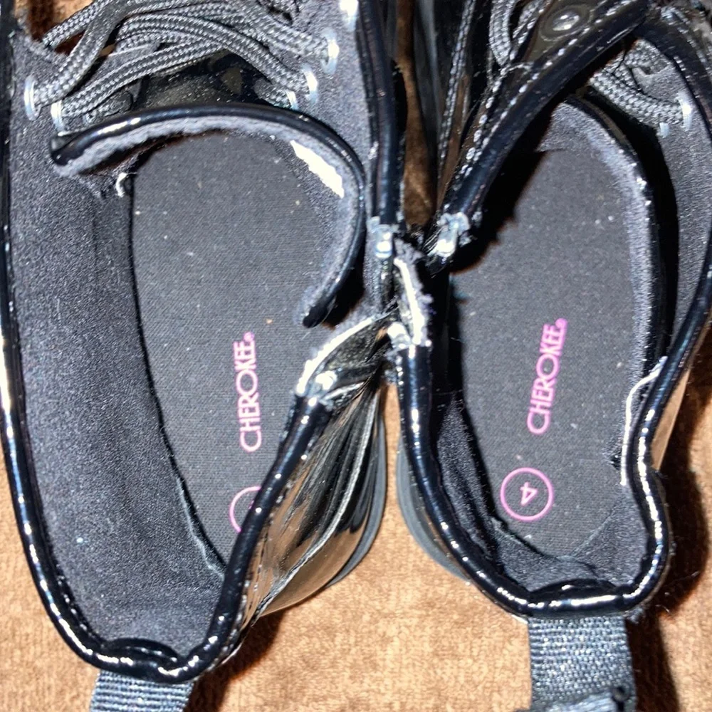 Cherokee Boots - Picture 5 of 5